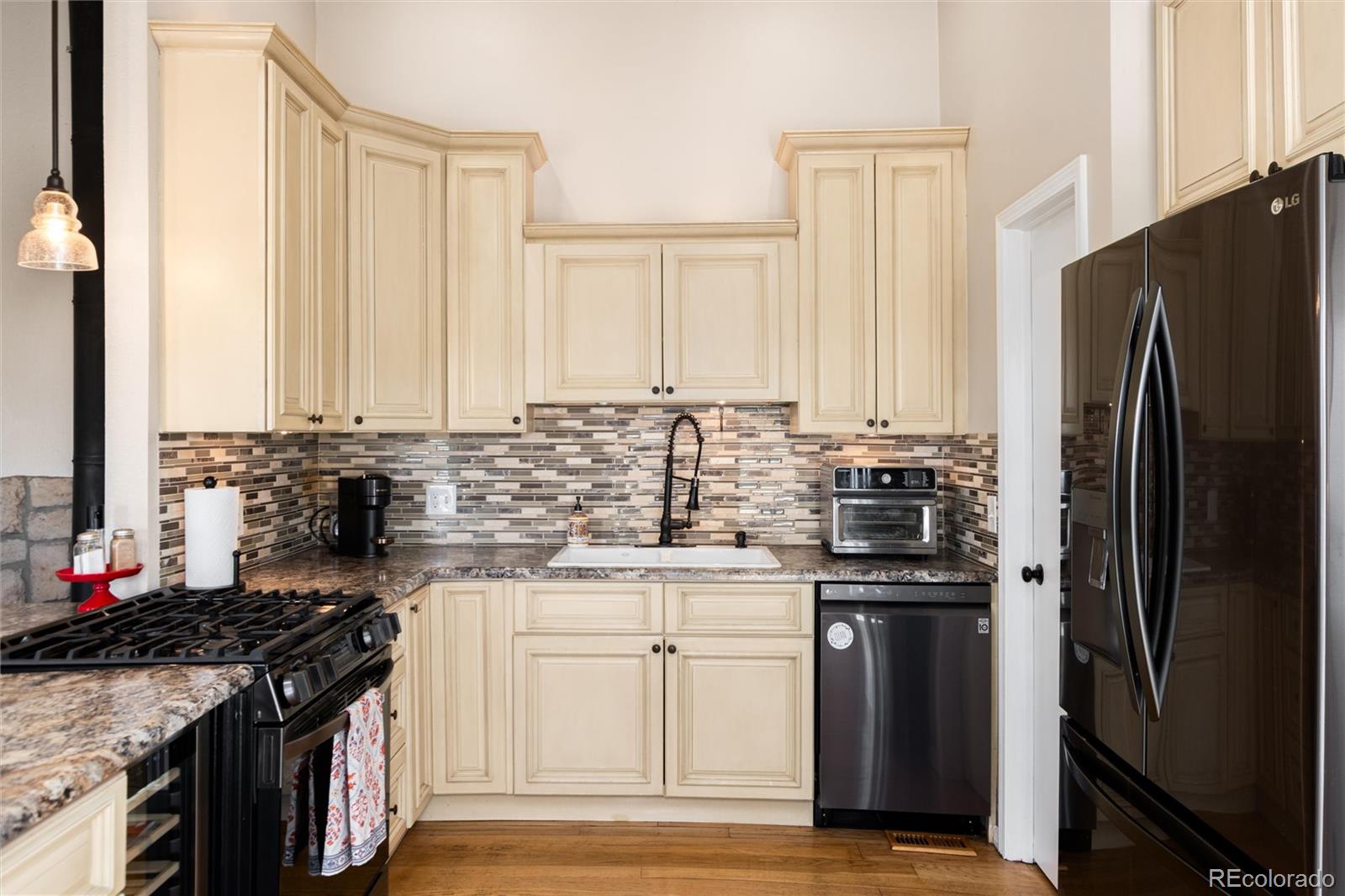 MLS Image #19 for 8804  lariat loop,elizabeth, Colorado