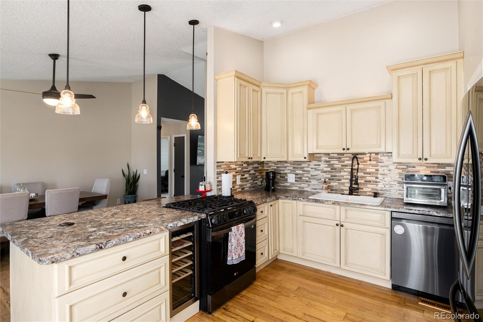 MLS Image #22 for 8804  lariat loop,elizabeth, Colorado