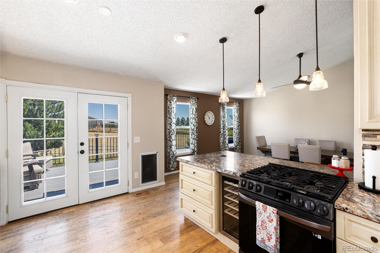 MLS Image #23 for 8804  lariat loop,elizabeth, Colorado