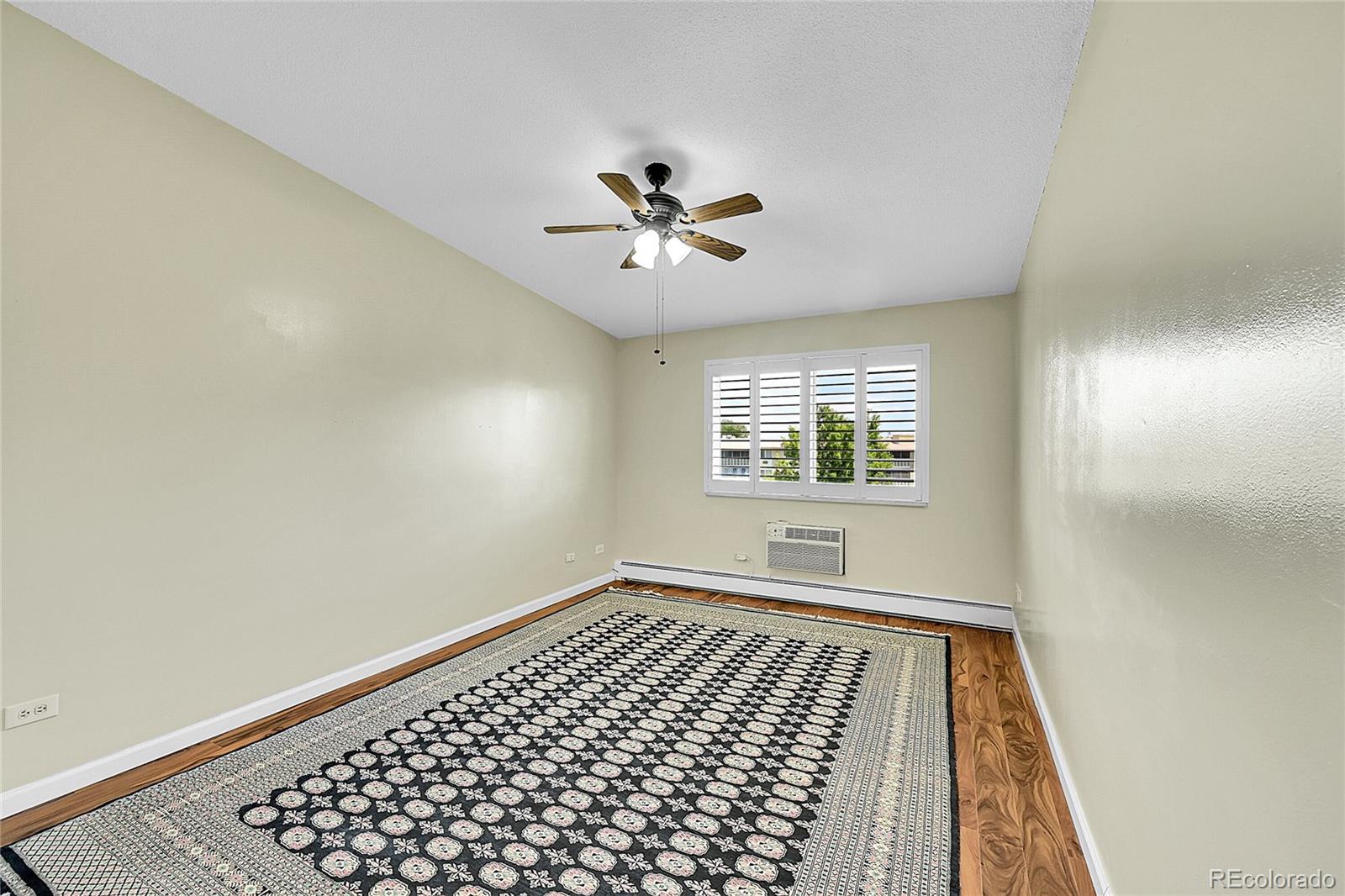 MLS Image #17 for 645 s alton way,denver, Colorado