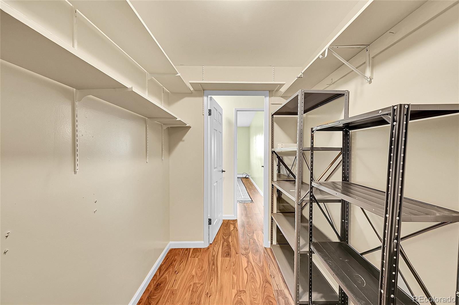 MLS Image #19 for 645 s alton way,denver, Colorado