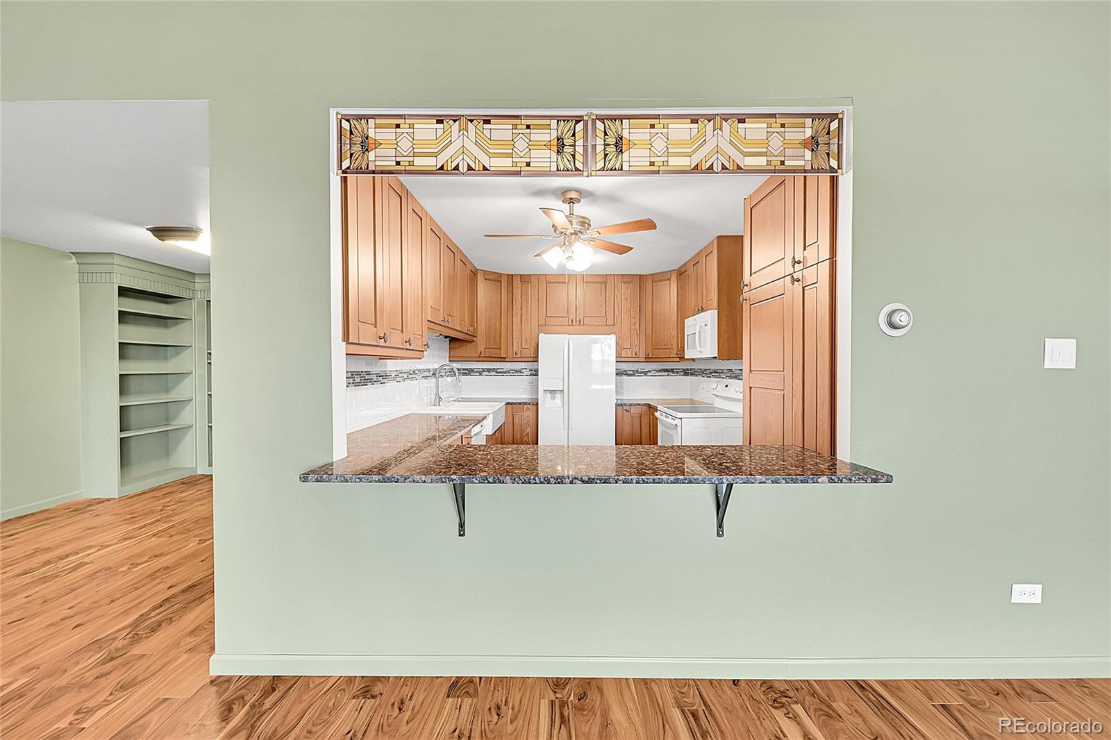 MLS Image #3 for 645 s alton way,denver, Colorado