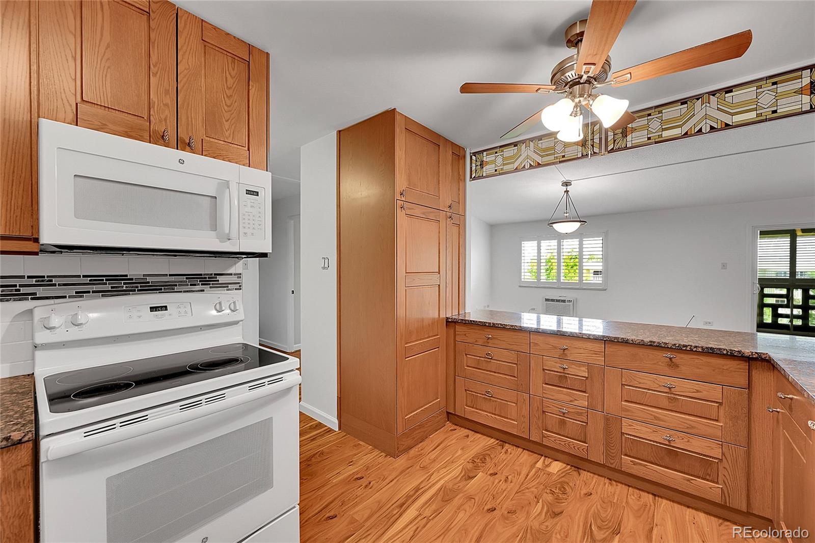 MLS Image #5 for 645 s alton way,denver, Colorado