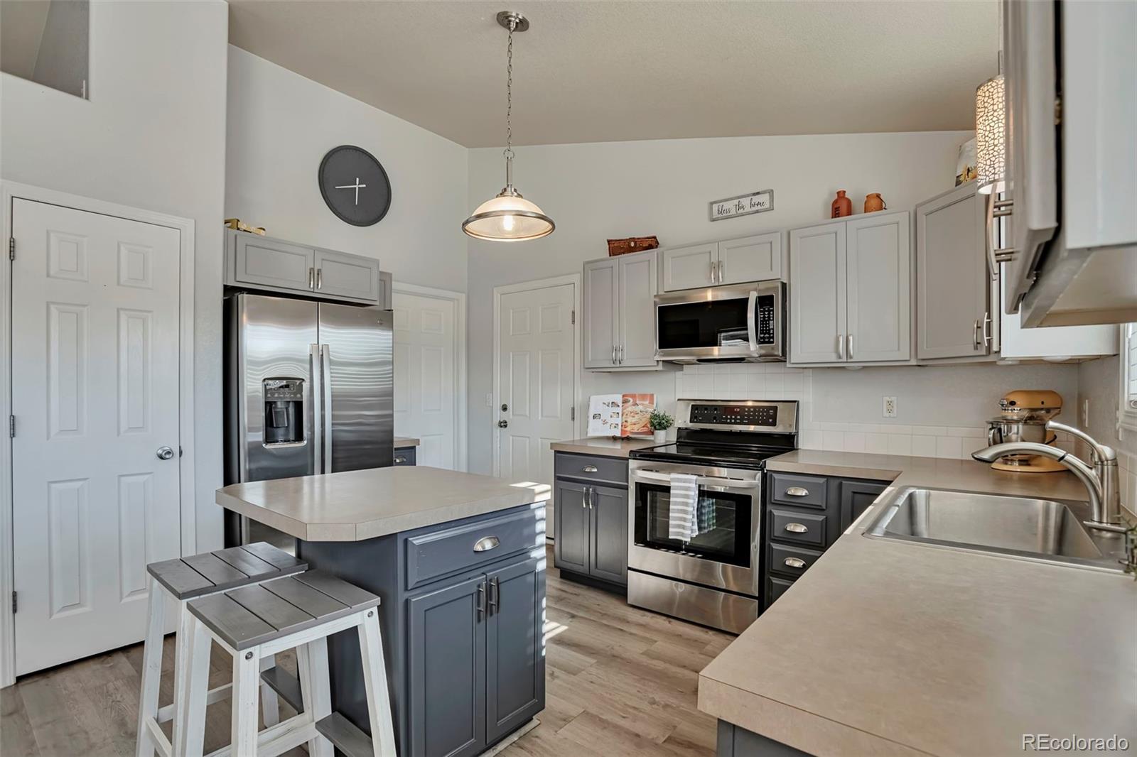 MLS Image #7 for 216  tartan drive,johnstown, Colorado