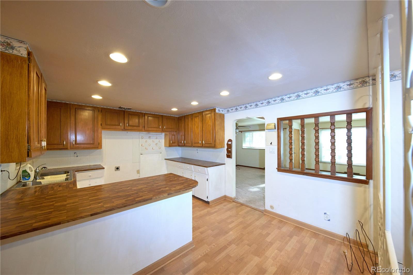 MLS Image #13 for 7834  wyandot street,denver, Colorado