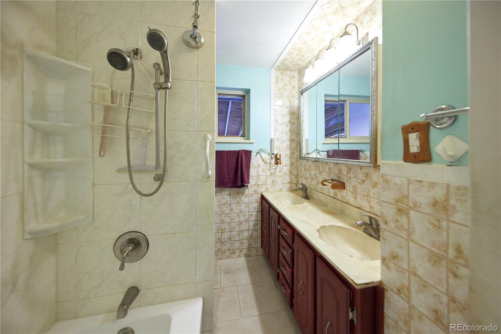 MLS Image #17 for 7834  wyandot street,denver, Colorado
