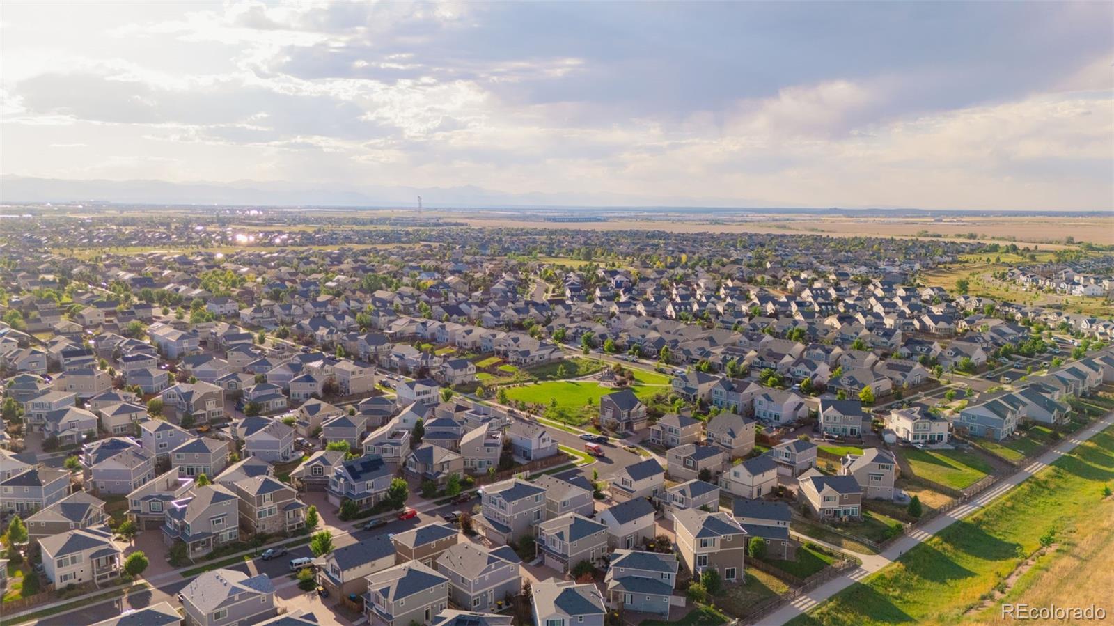 MLS Image #32 for 213 s old hammer court,aurora, Colorado