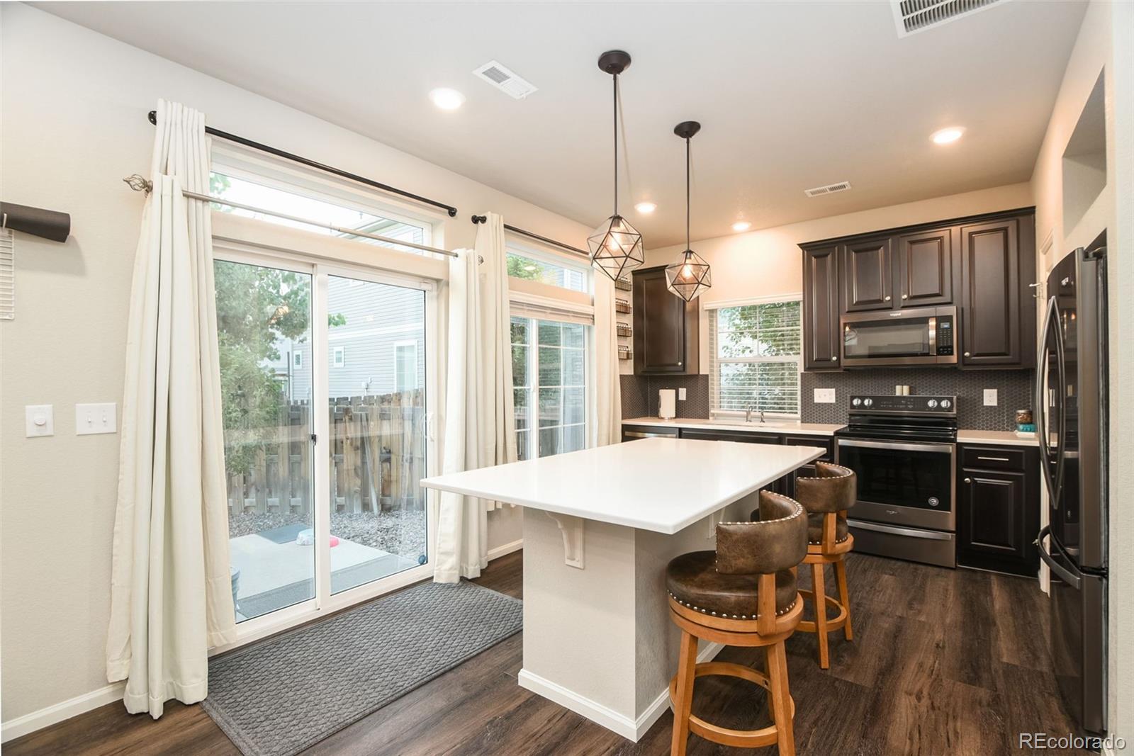 MLS Image #9 for 213 s old hammer court,aurora, Colorado