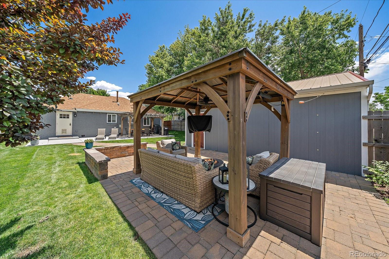 MLS Image #18 for 3015  holly street,denver, Colorado