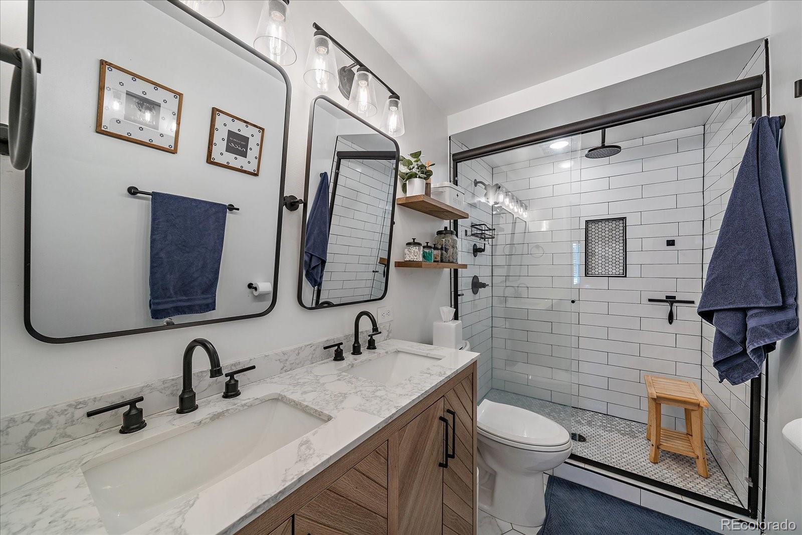MLS Image #9 for 3015  holly street,denver, Colorado