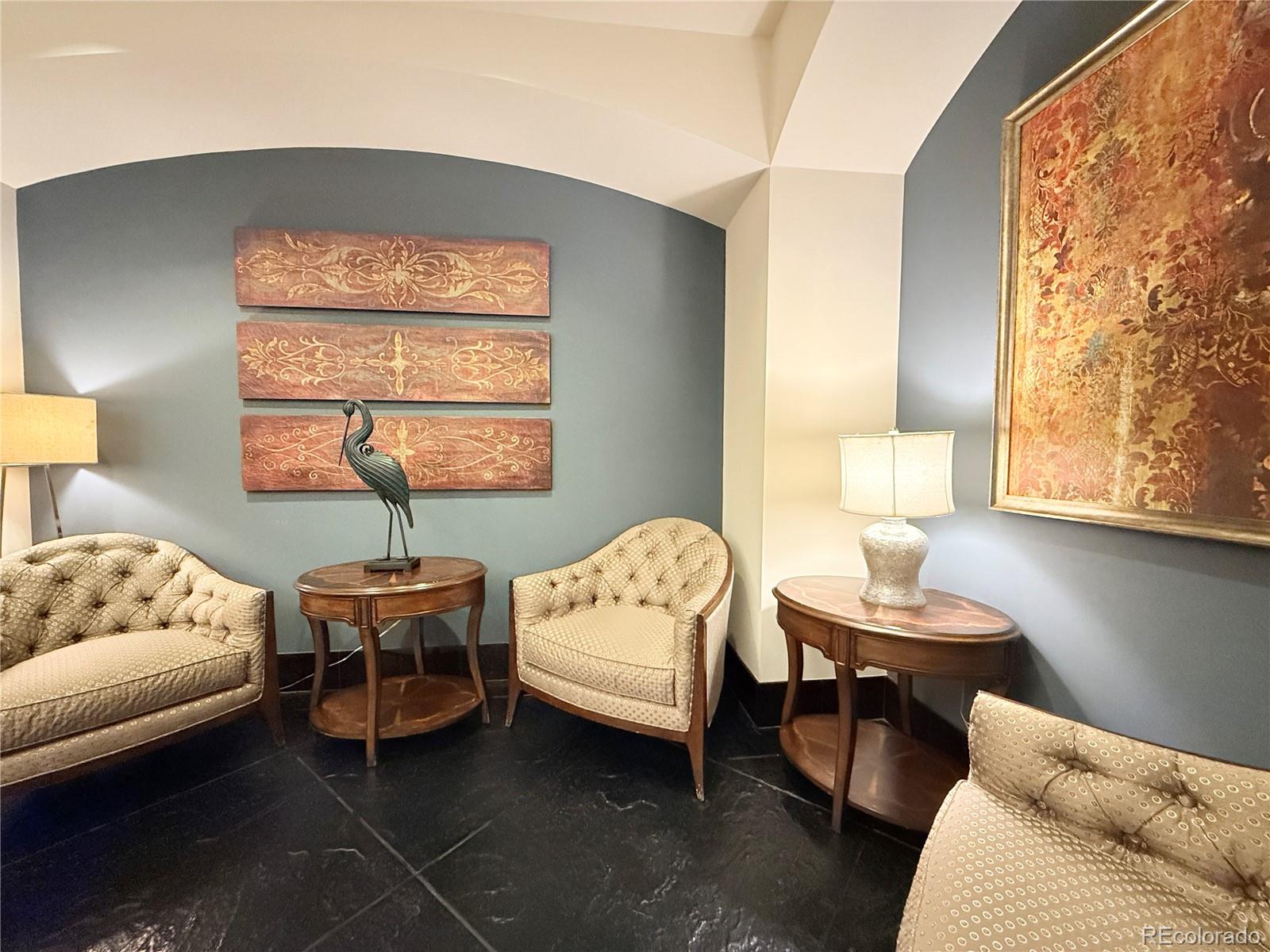 MLS Image #26 for 925 n lincoln street,denver, Colorado