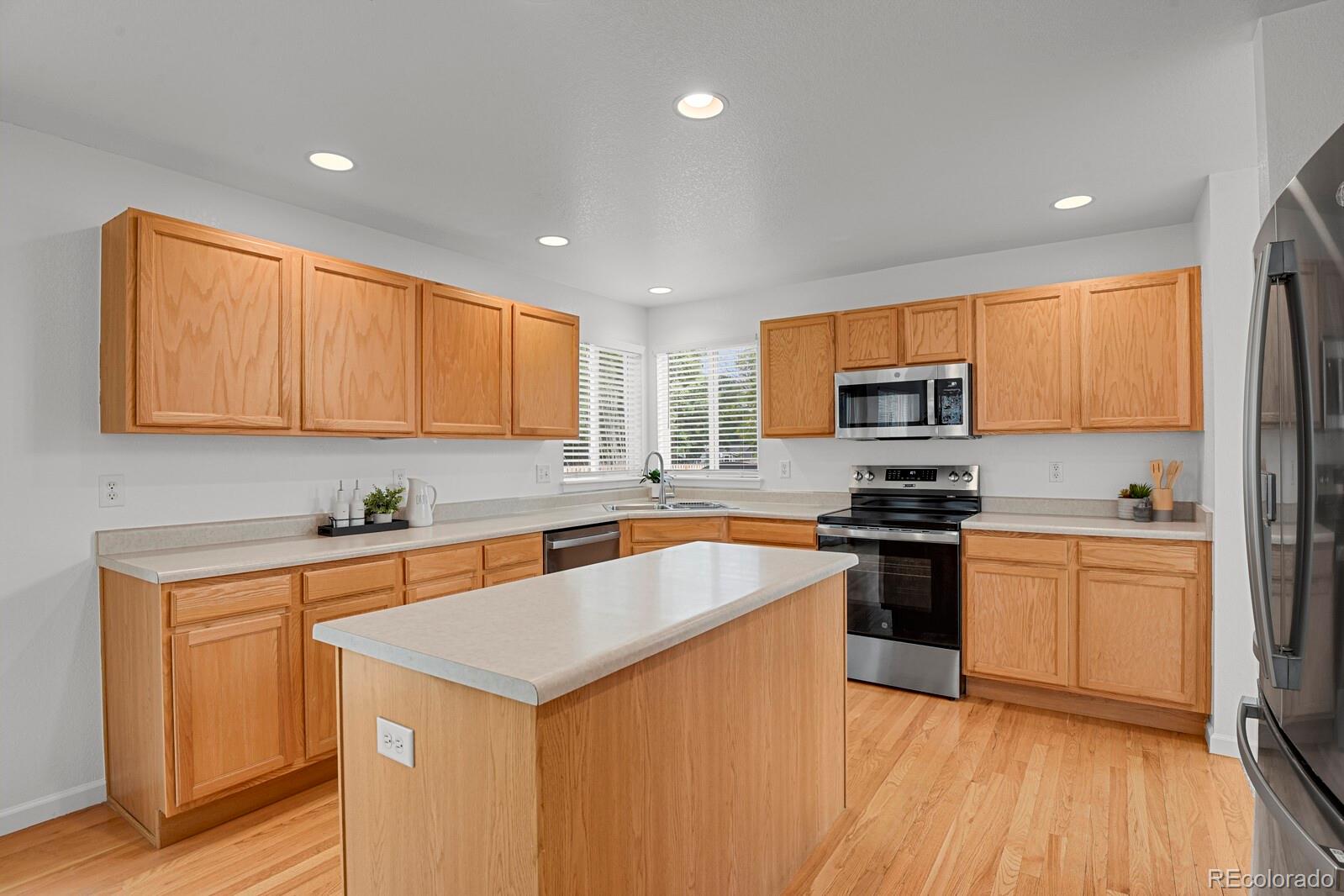 MLS Image #11 for 722  ridge creek court,longmont, Colorado