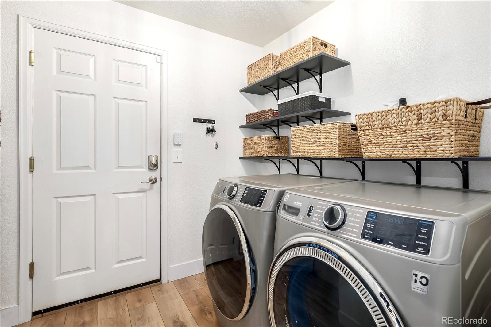 MLS Image #20 for 8136 s memphis way,englewood, Colorado