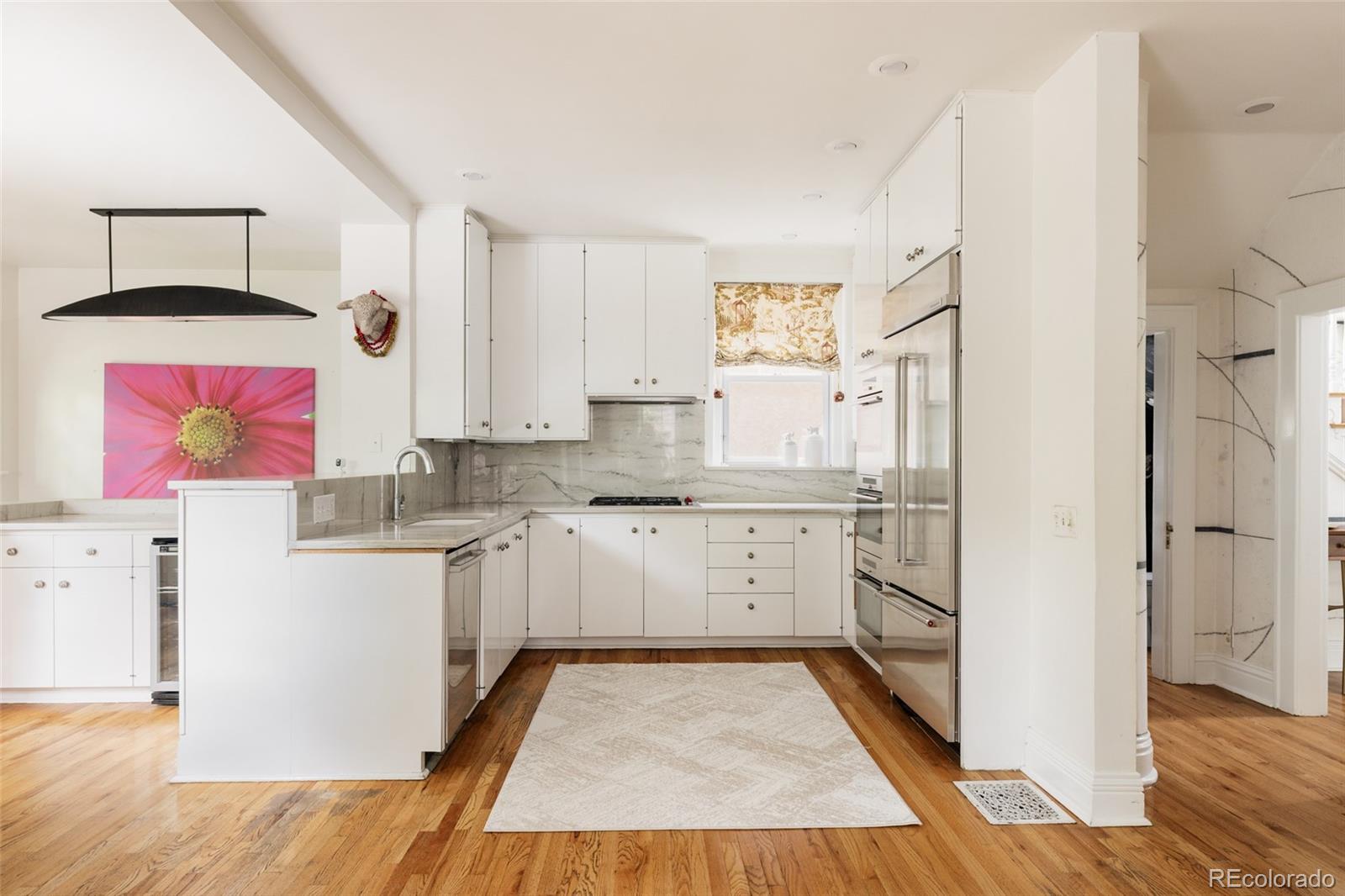 MLS Image #13 for 1315 n high street,denver, Colorado