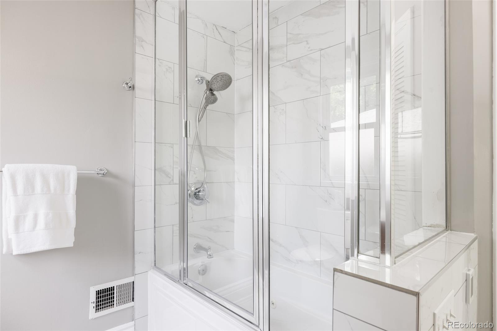 MLS Image #26 for 1315 n high street,denver, Colorado