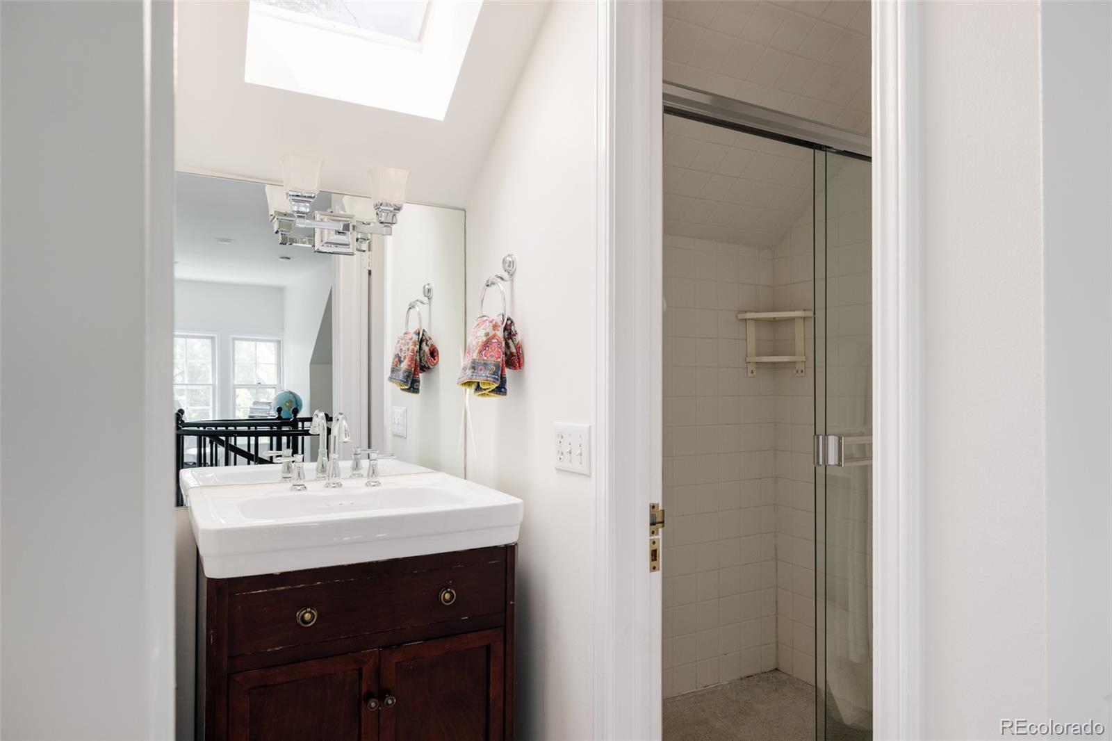 MLS Image #31 for 1315 n high street,denver, Colorado