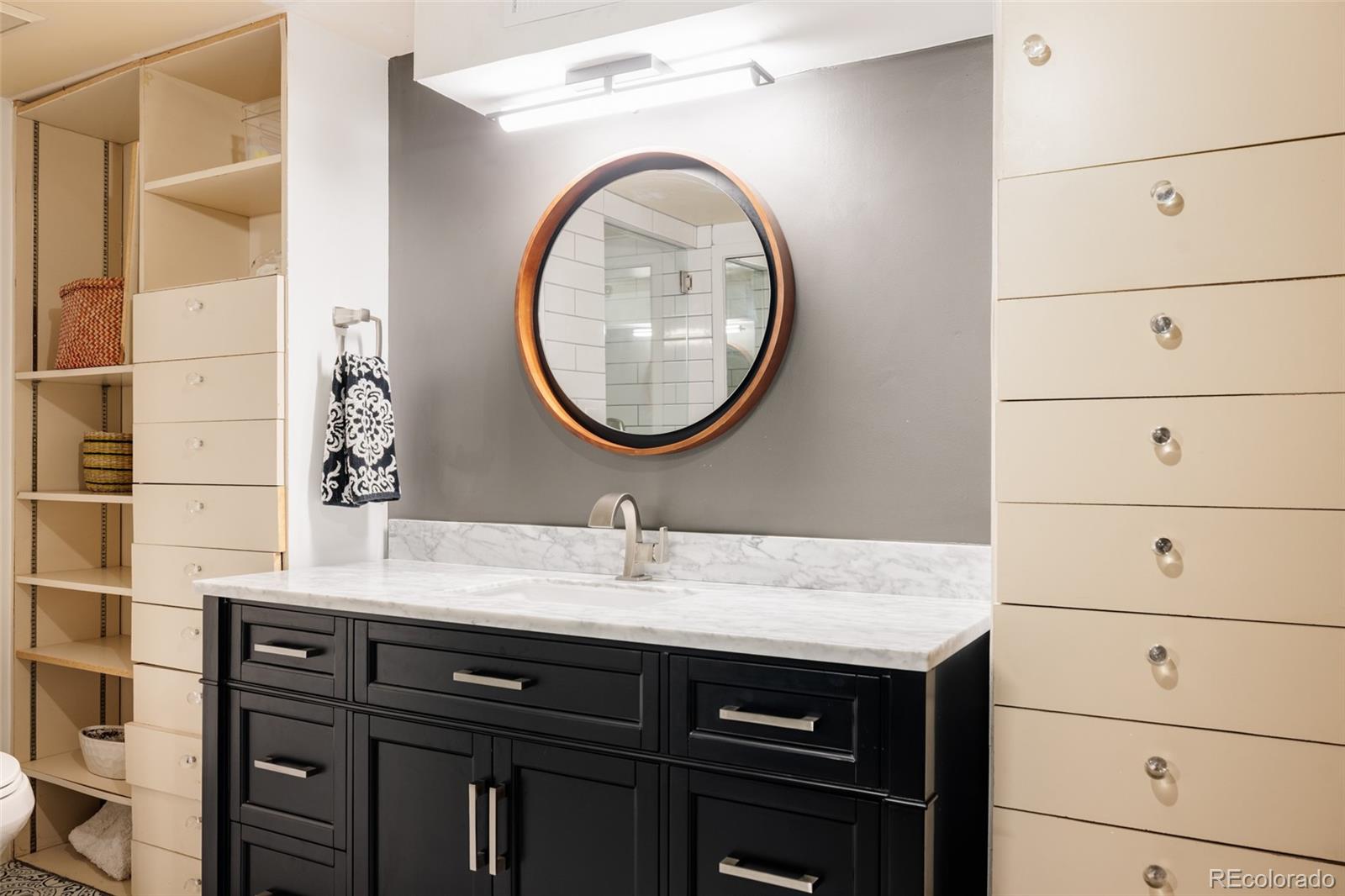 MLS Image #36 for 1315 n high street,denver, Colorado