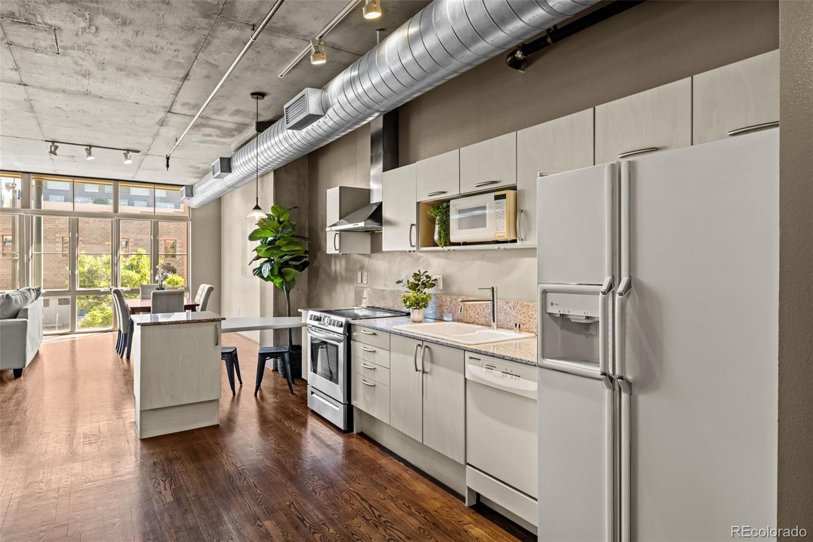 MLS Image #6 for 1499  blake street 2c,denver, Colorado