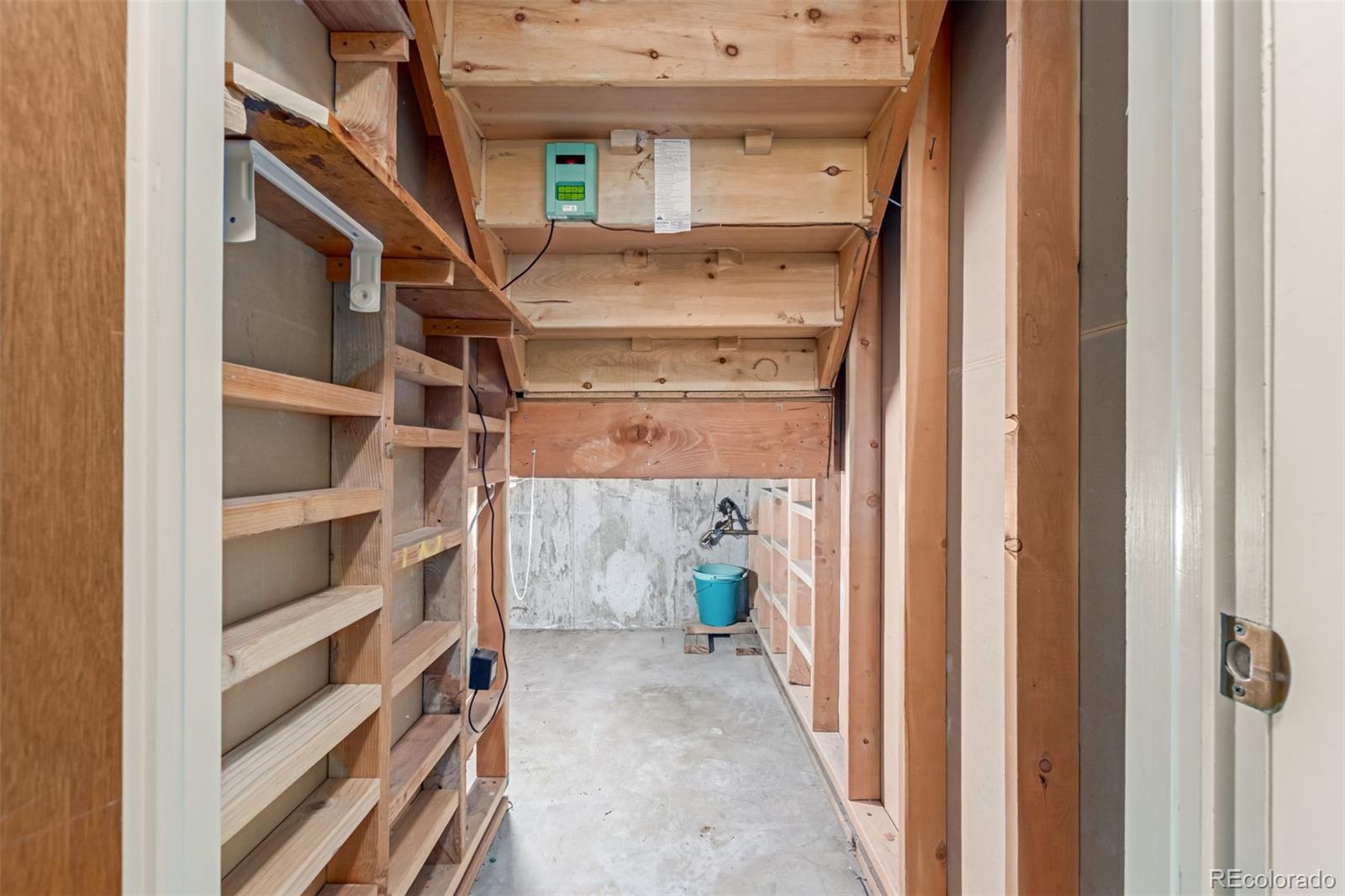 MLS Image #29 for 519 n columbine street,golden, Colorado