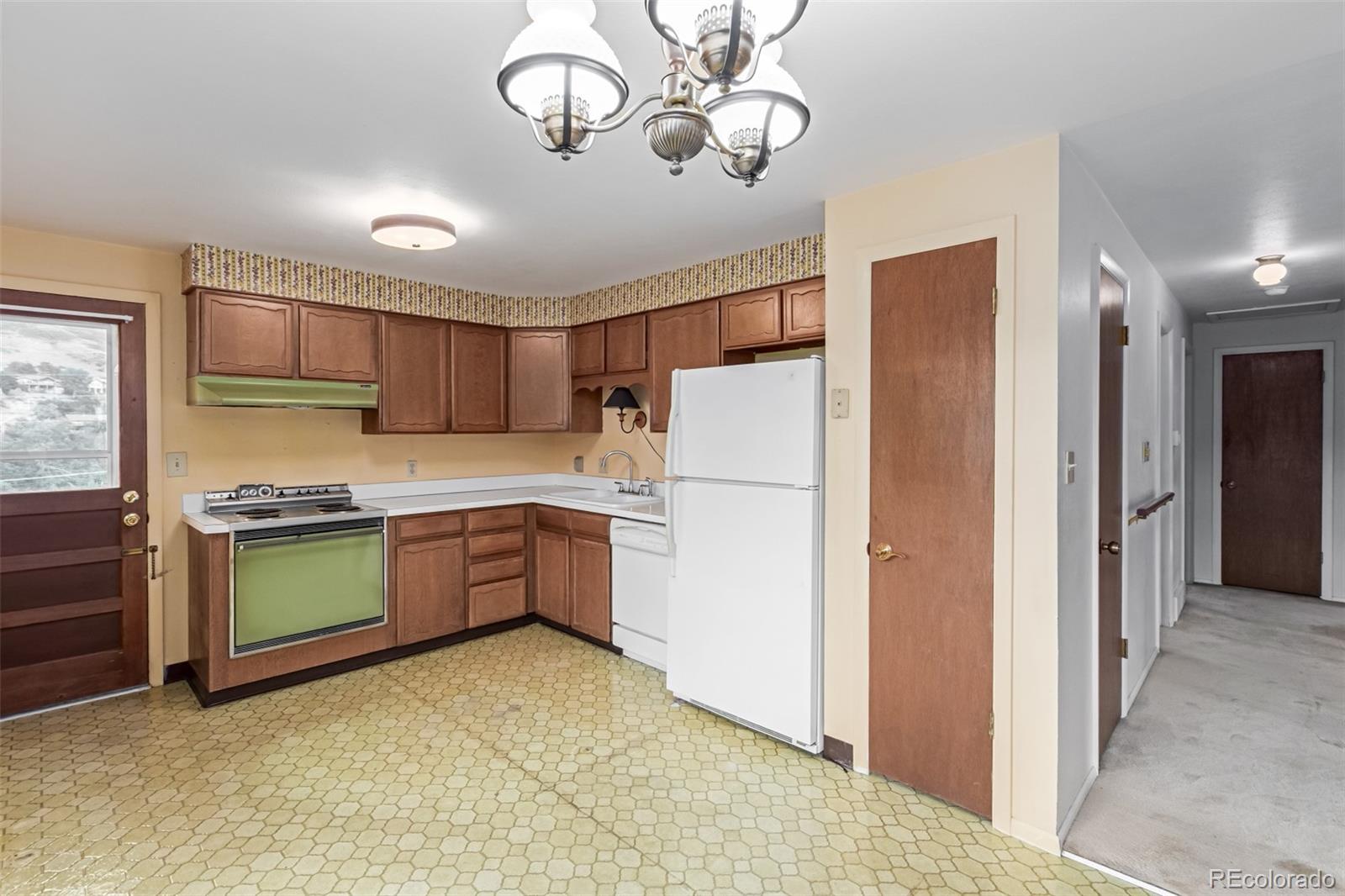 MLS Image #8 for 519 n columbine street,golden, Colorado