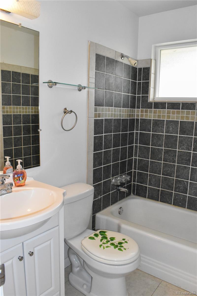 MLS Image #12 for 1029 w 102nd place,northglenn, Colorado