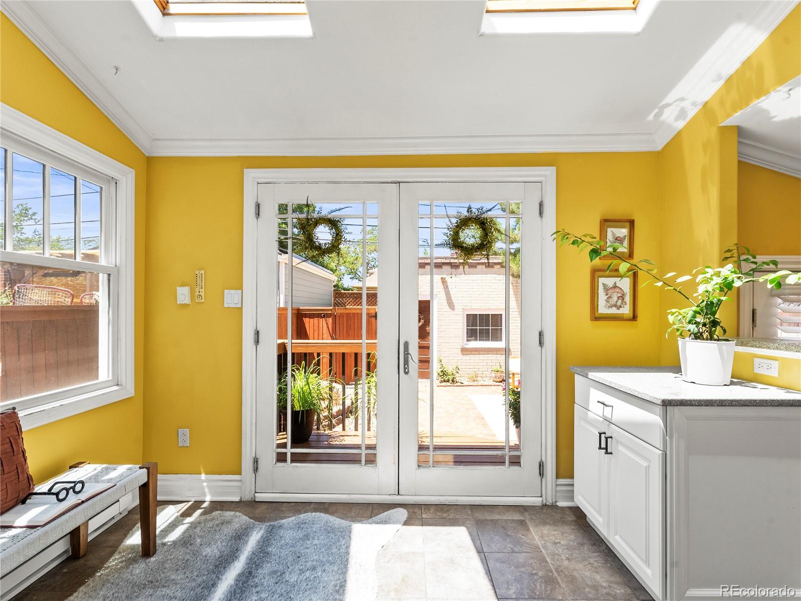 MLS Image #16 for 437 s grant street,denver, Colorado