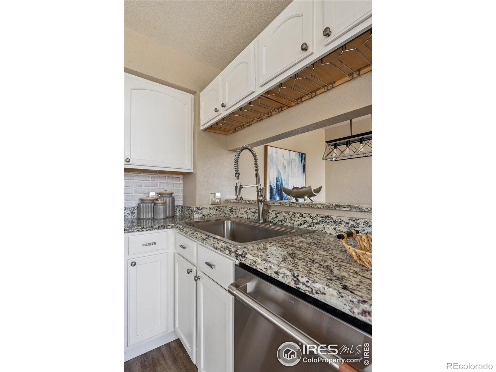 MLS Image #13 for 13900  lake song lane,broomfield, Colorado