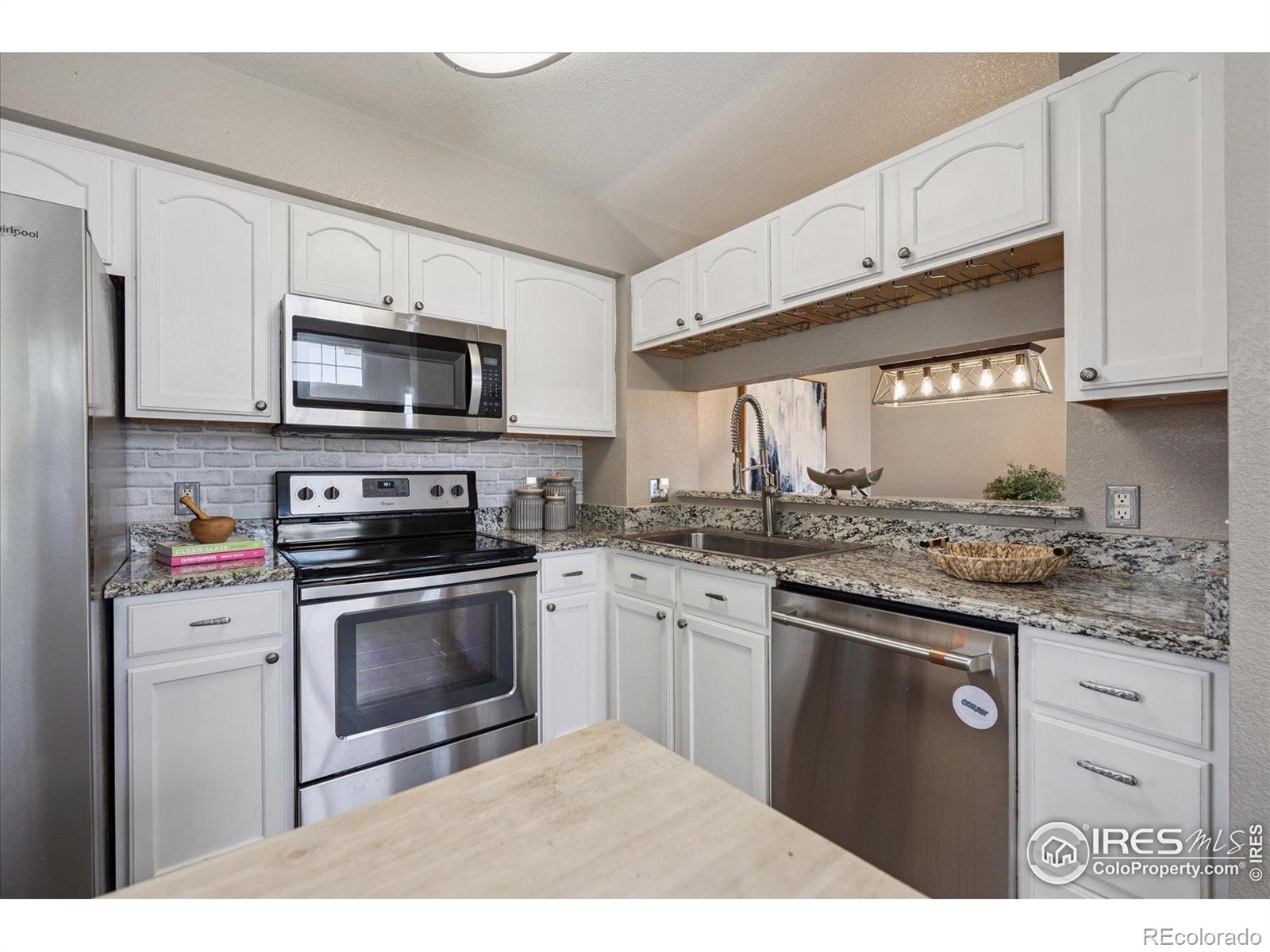 MLS Image #15 for 13900  lake song lane,broomfield, Colorado