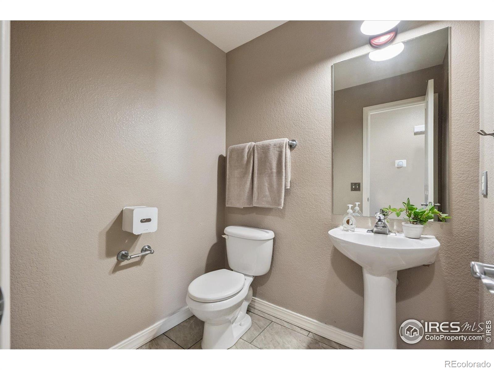 MLS Image #20 for 13900  lake song lane,broomfield, Colorado