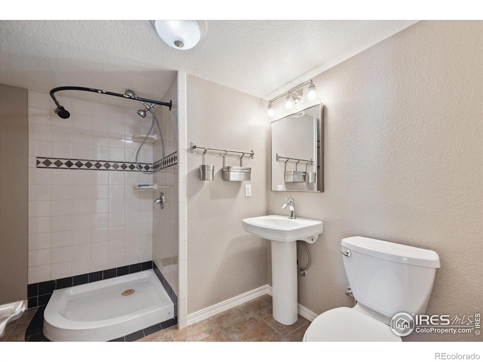 MLS Image #25 for 13900  lake song lane,broomfield, Colorado