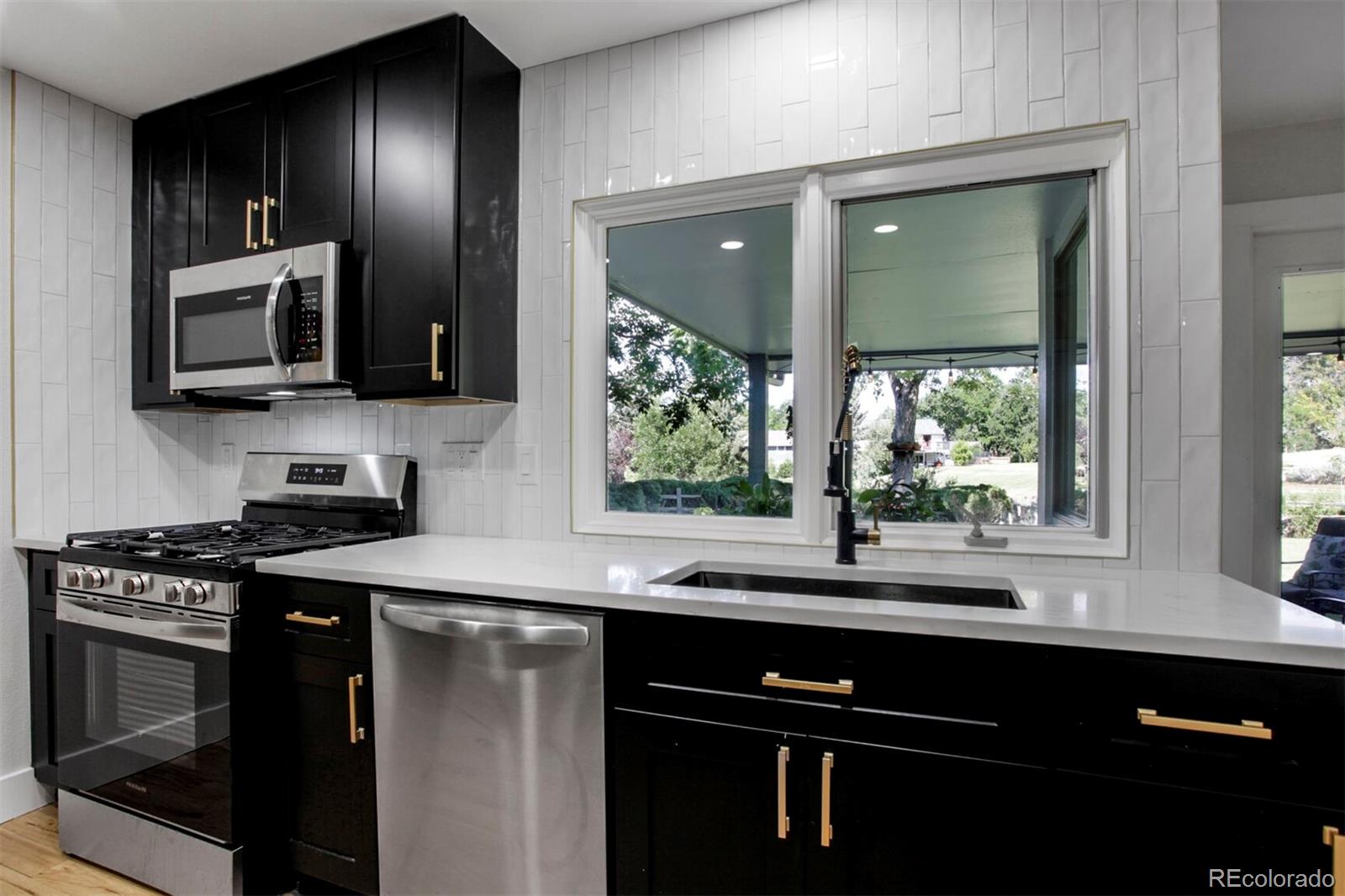 MLS Image #10 for 8413 e jamison circle,englewood, Colorado