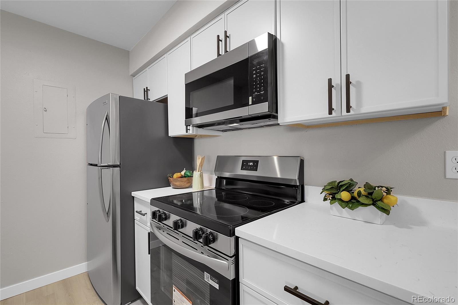 MLS Image #10 for 10150  virginia avenue 103,denver, Colorado