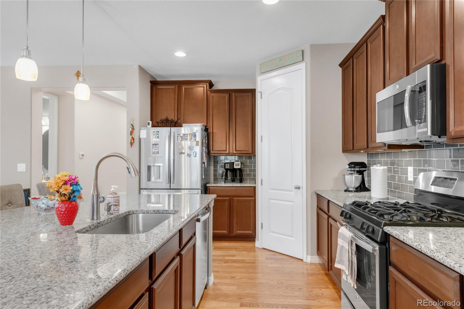 MLS Image #18 for 9904  quintero street,commerce city, Colorado