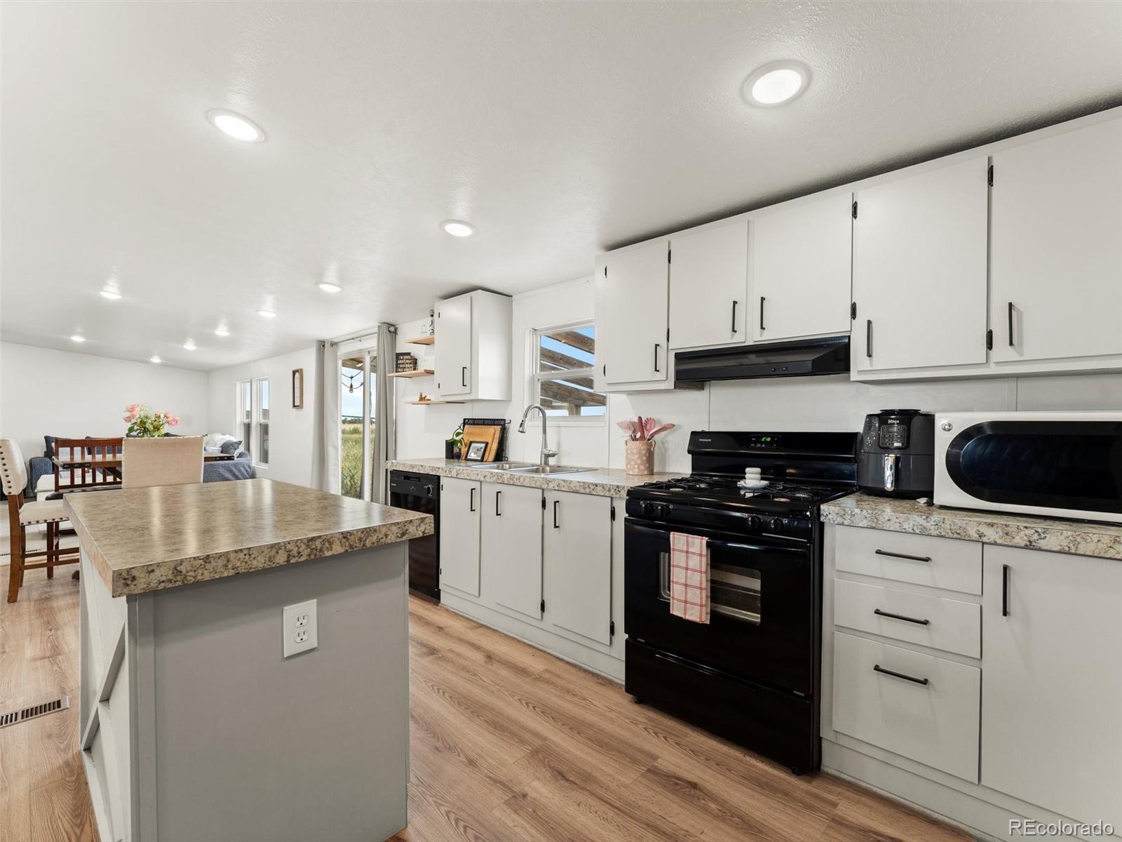 MLS Image #17 for 69501 e 72nd avenue,byers, Colorado