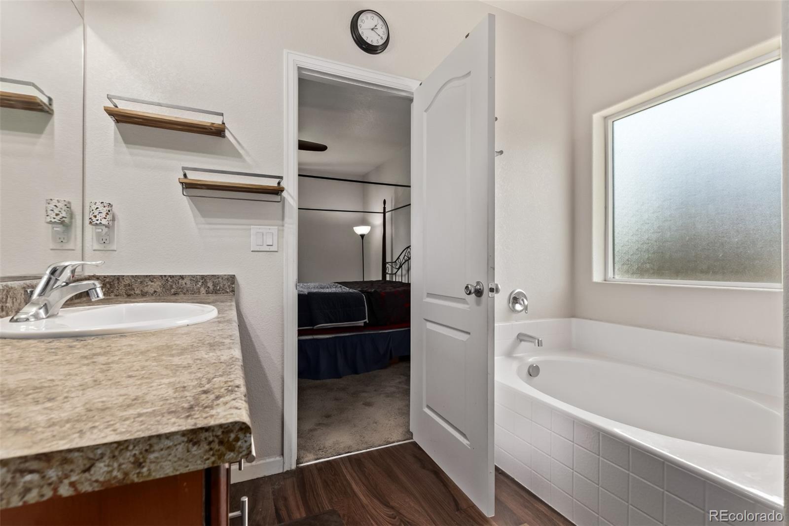 MLS Image #17 for 4608 e 95th avenue,thornton, Colorado