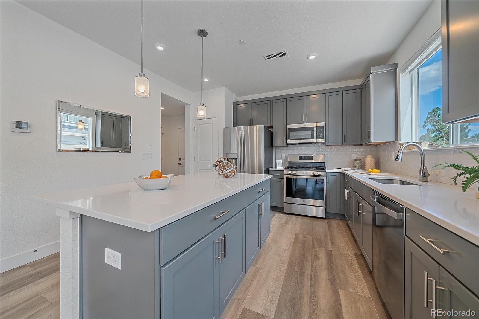 MLS Image #4 for 6106 w 28th court,edgewater, Colorado