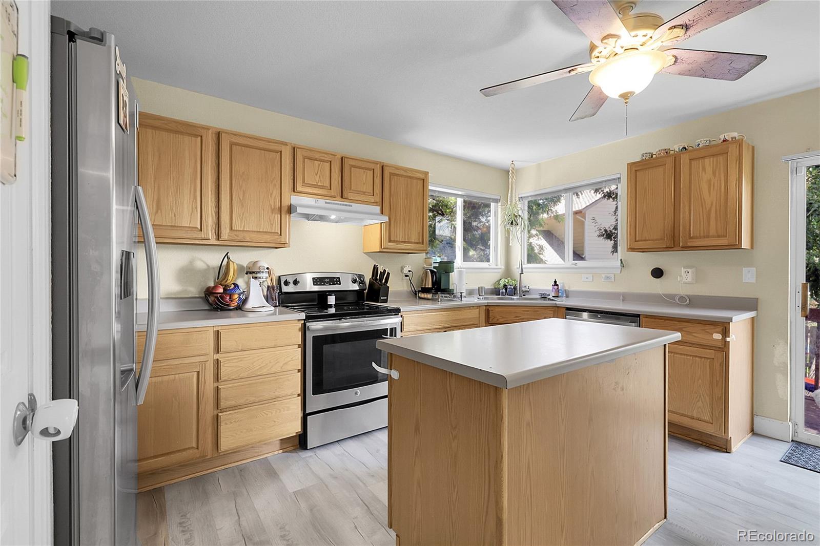 MLS Image #13 for 12585 s beaver creek way,parker, Colorado