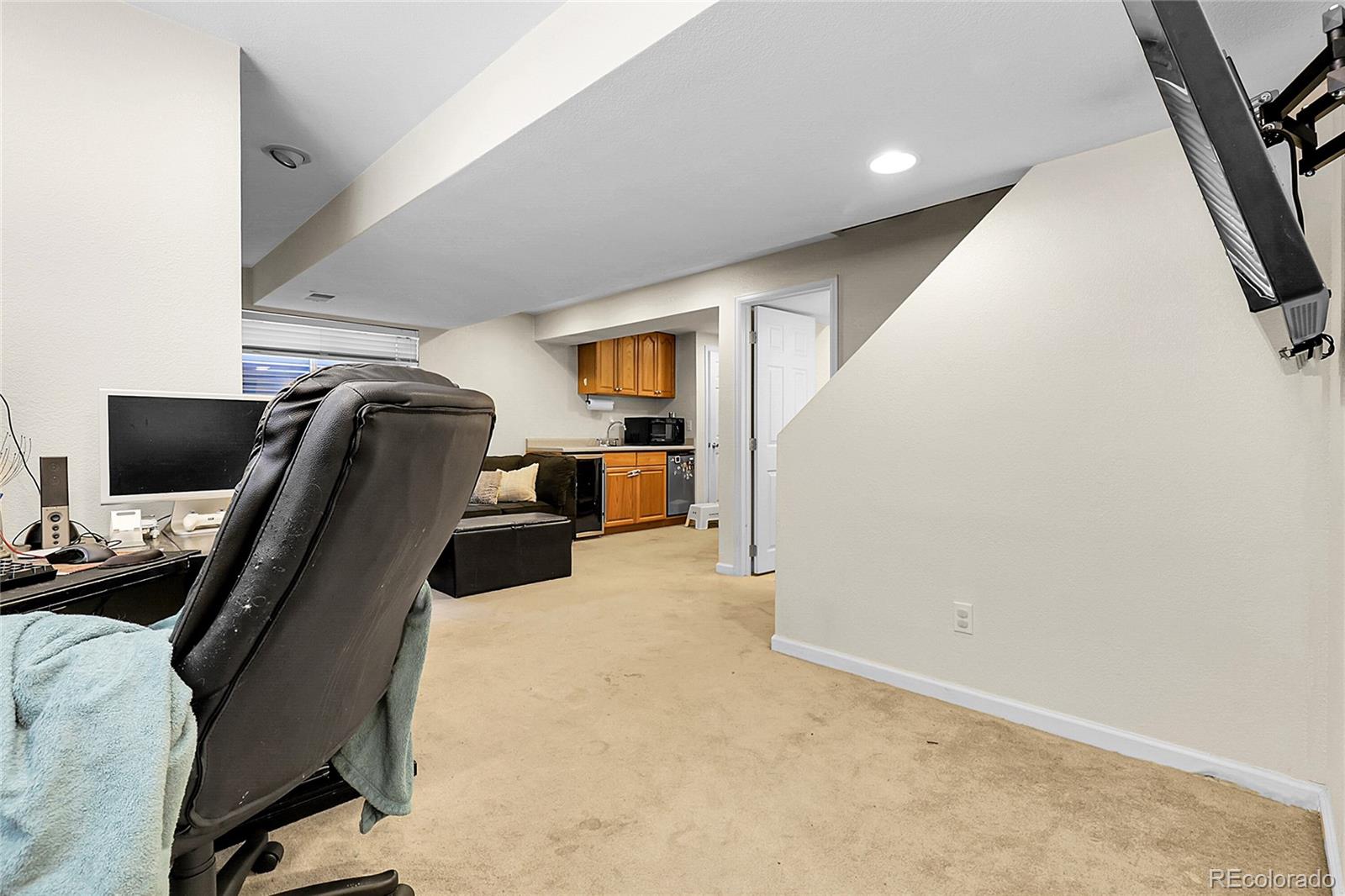 MLS Image #21 for 12585 s beaver creek way,parker, Colorado
