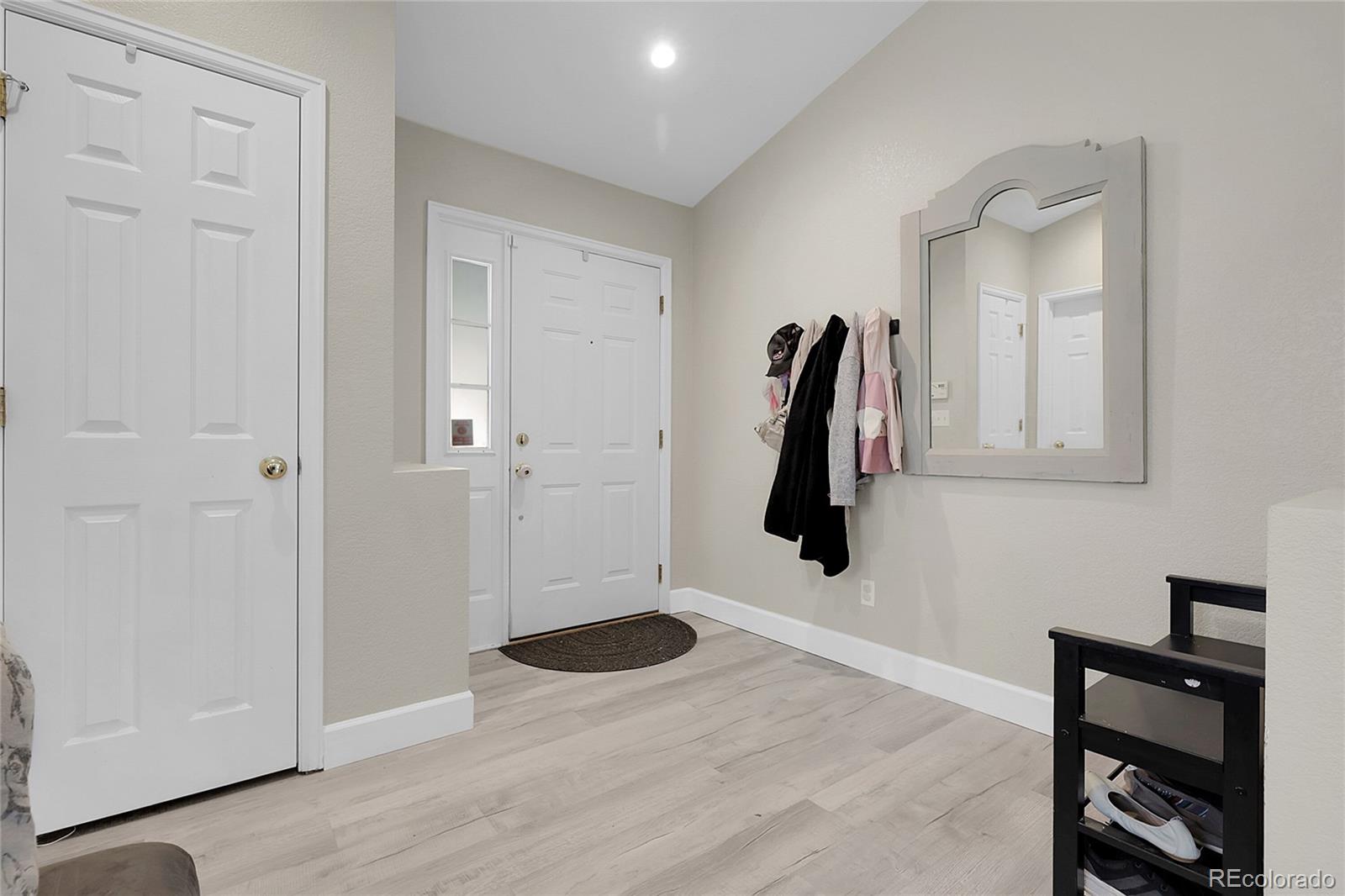 MLS Image #4 for 12585 s beaver creek way,parker, Colorado