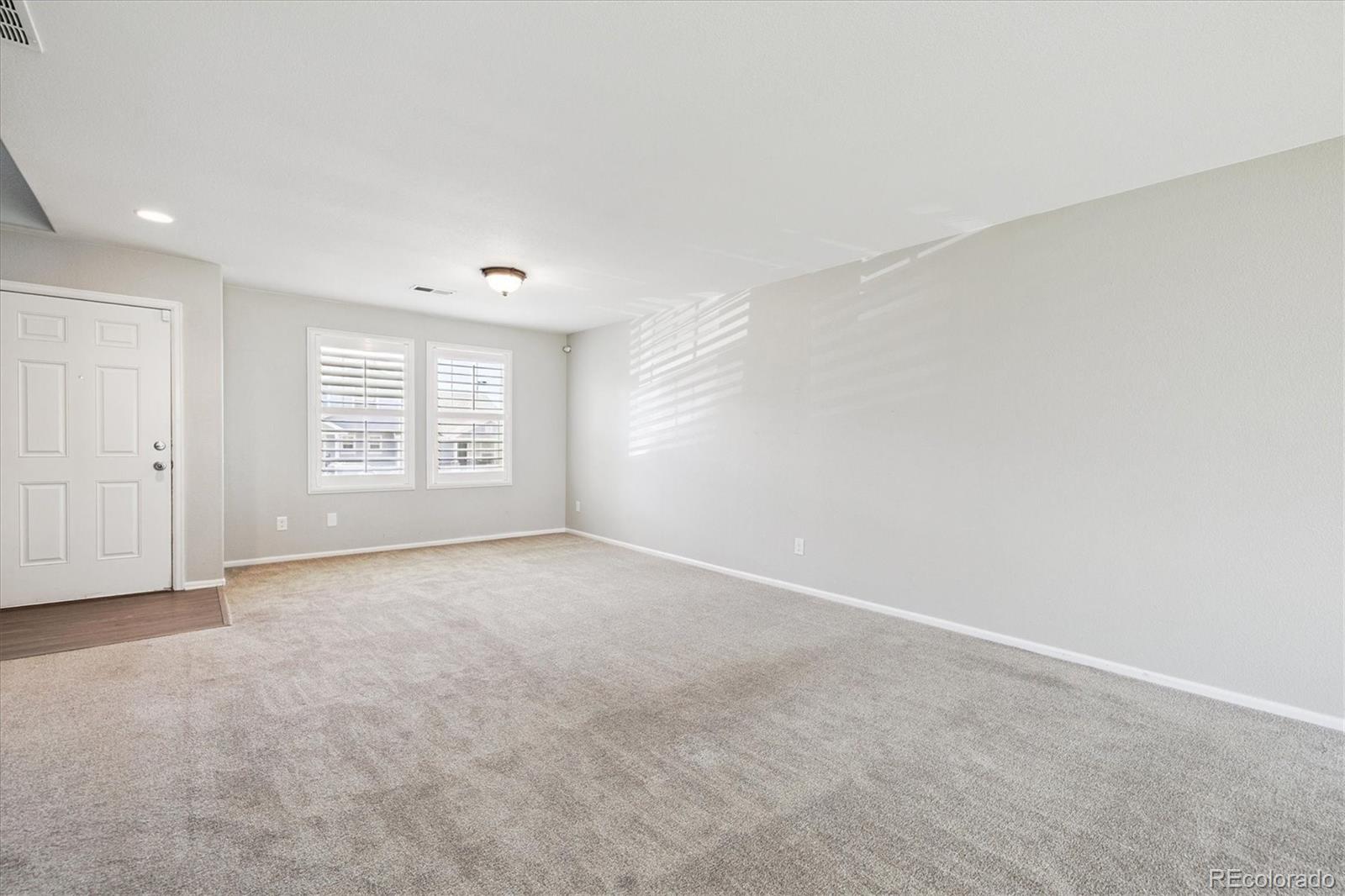 MLS Image #7 for 19209 e 58th avenue,denver, Colorado