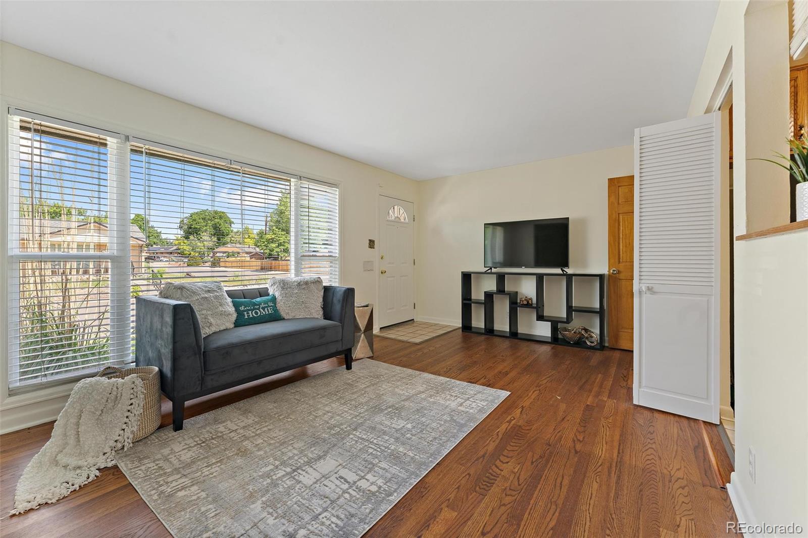 MLS Image #1 for 920  emerson circle,northglenn, Colorado