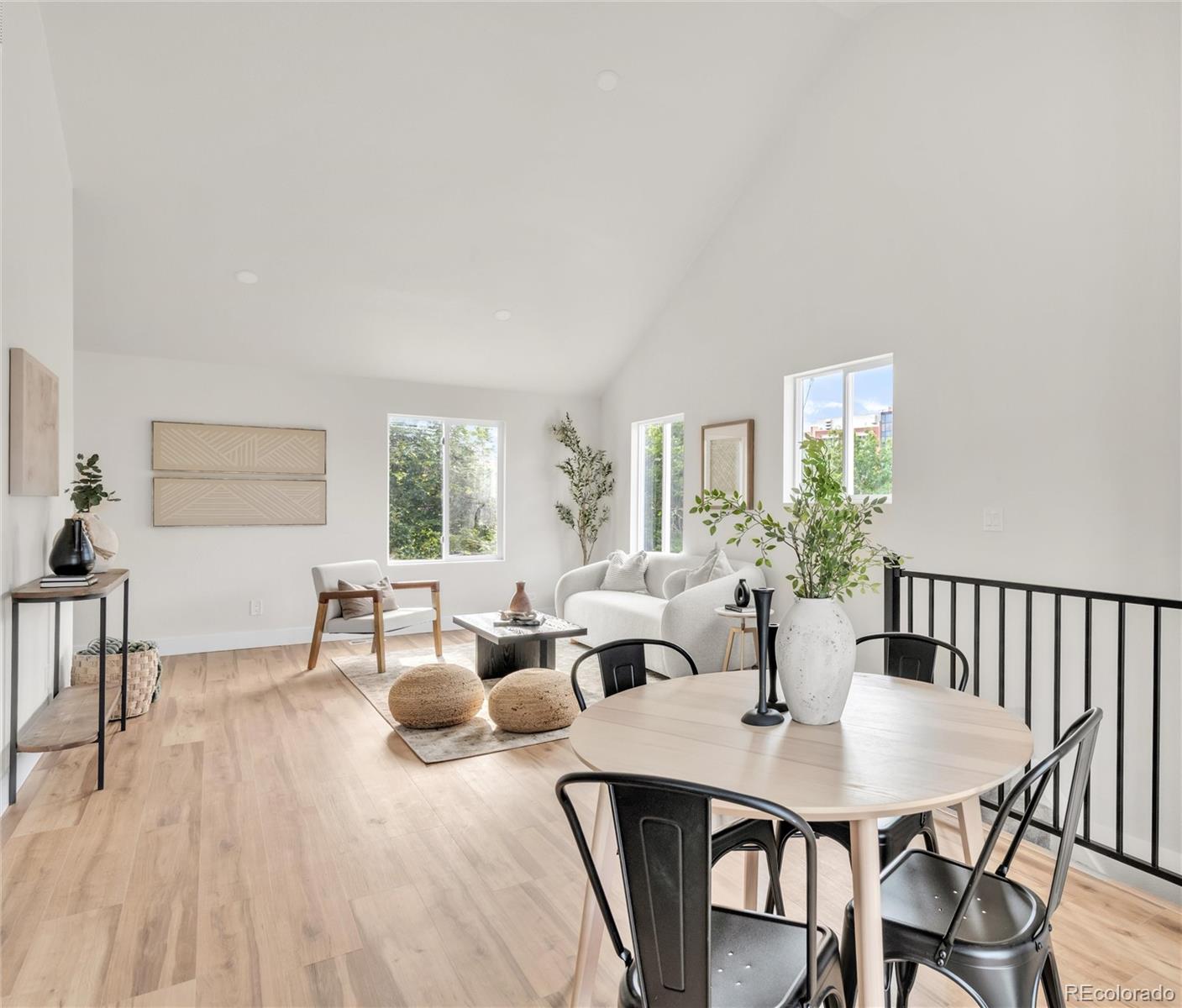 MLS Image #10 for 2600 s downing street,denver, Colorado