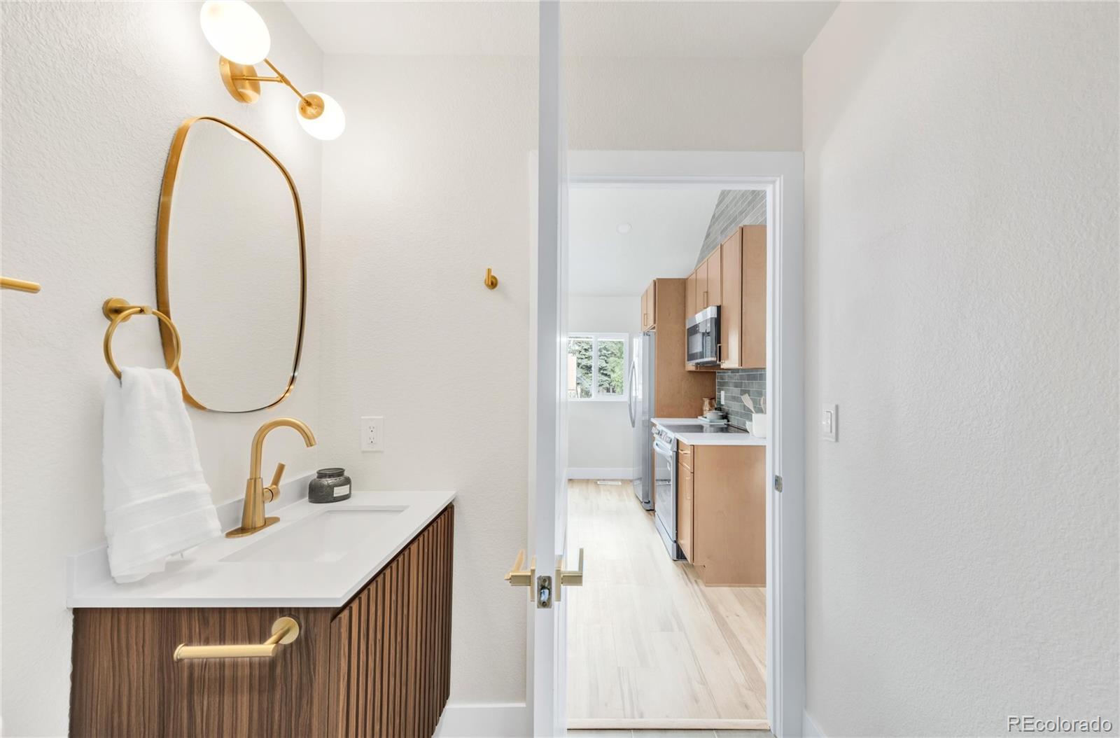 MLS Image #21 for 2600 s downing street,denver, Colorado