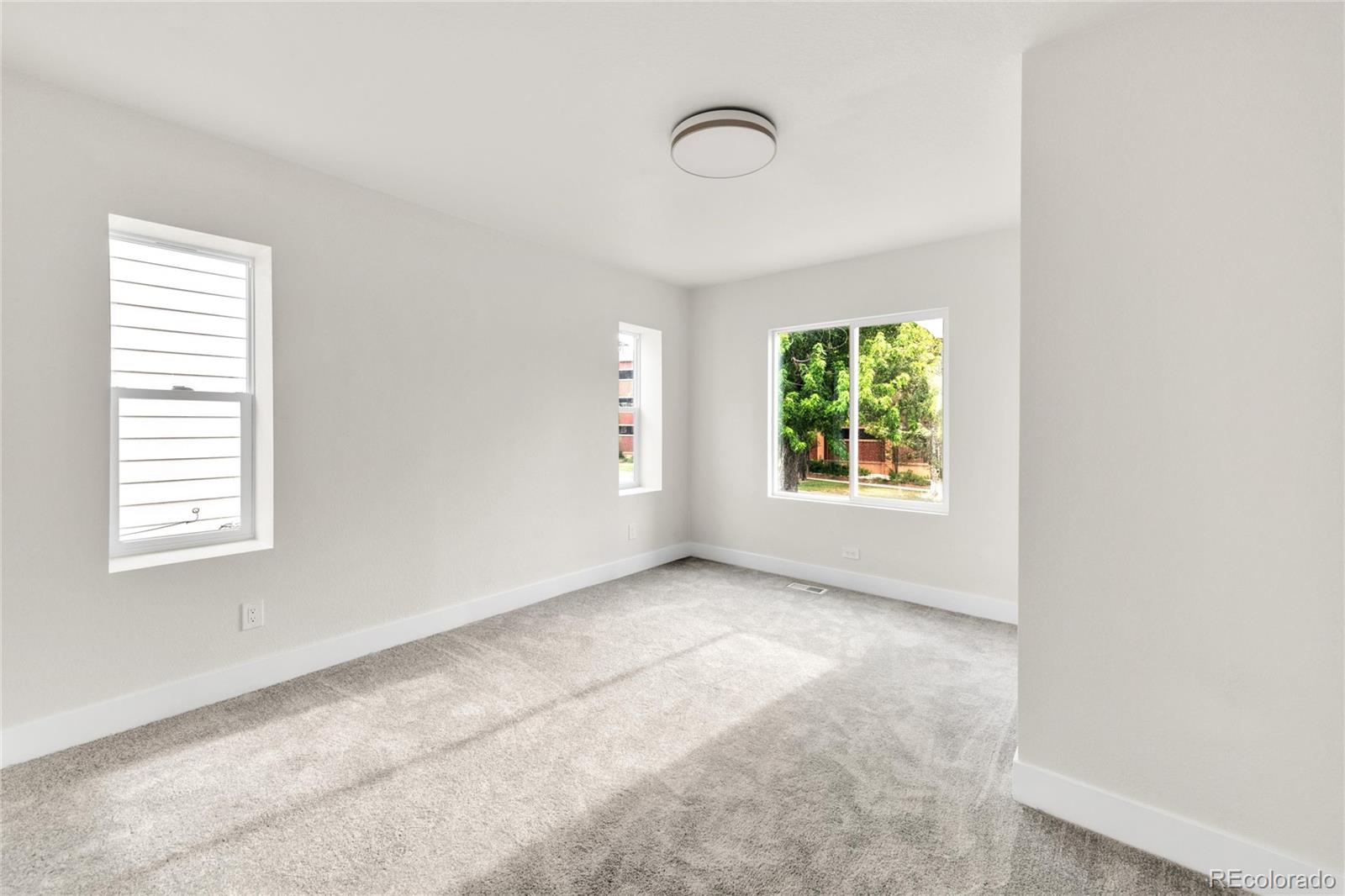 MLS Image #23 for 2600 s downing street,denver, Colorado