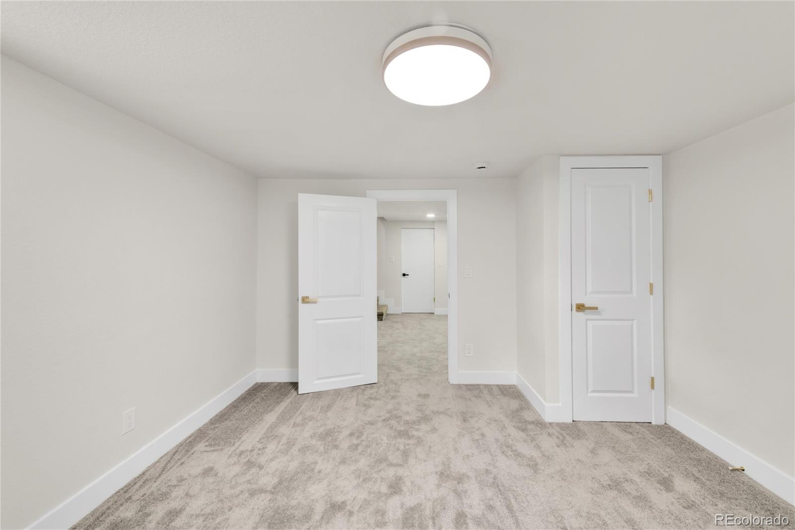 MLS Image #34 for 2600 s downing street,denver, Colorado
