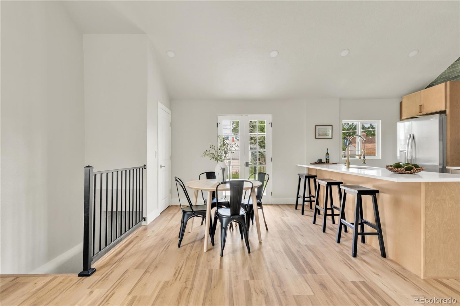 MLS Image #9 for 2600 s downing street,denver, Colorado