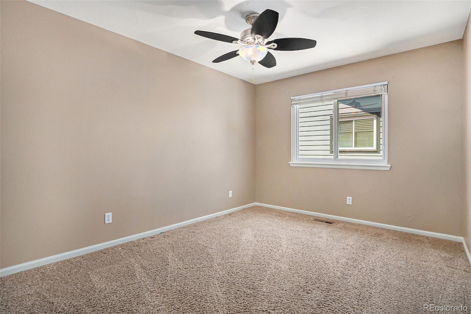 MLS Image #33 for 5569 s helena street,centennial, Colorado