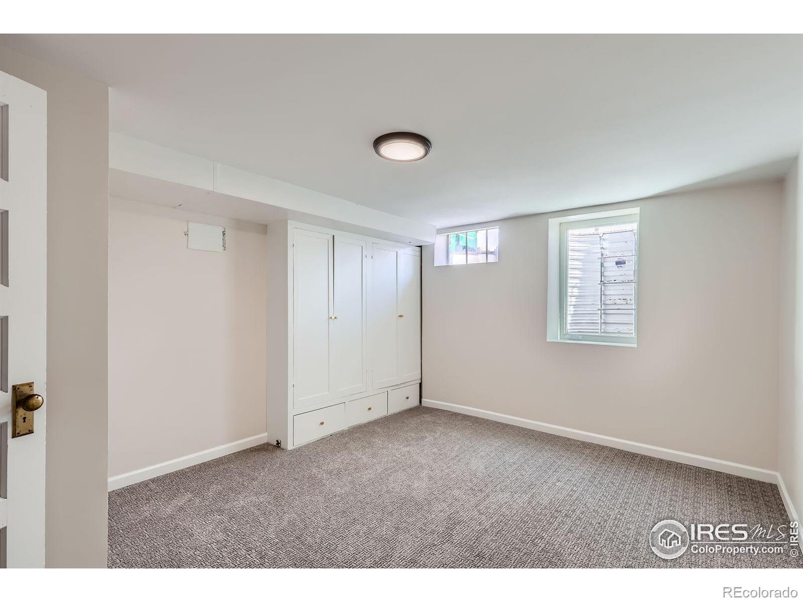 MLS Image #15 for 865  holly street,denver, Colorado