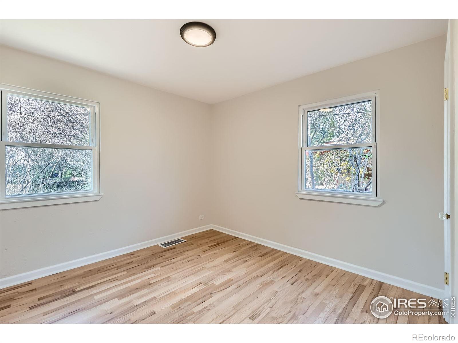 MLS Image #8 for 865  holly street,denver, Colorado