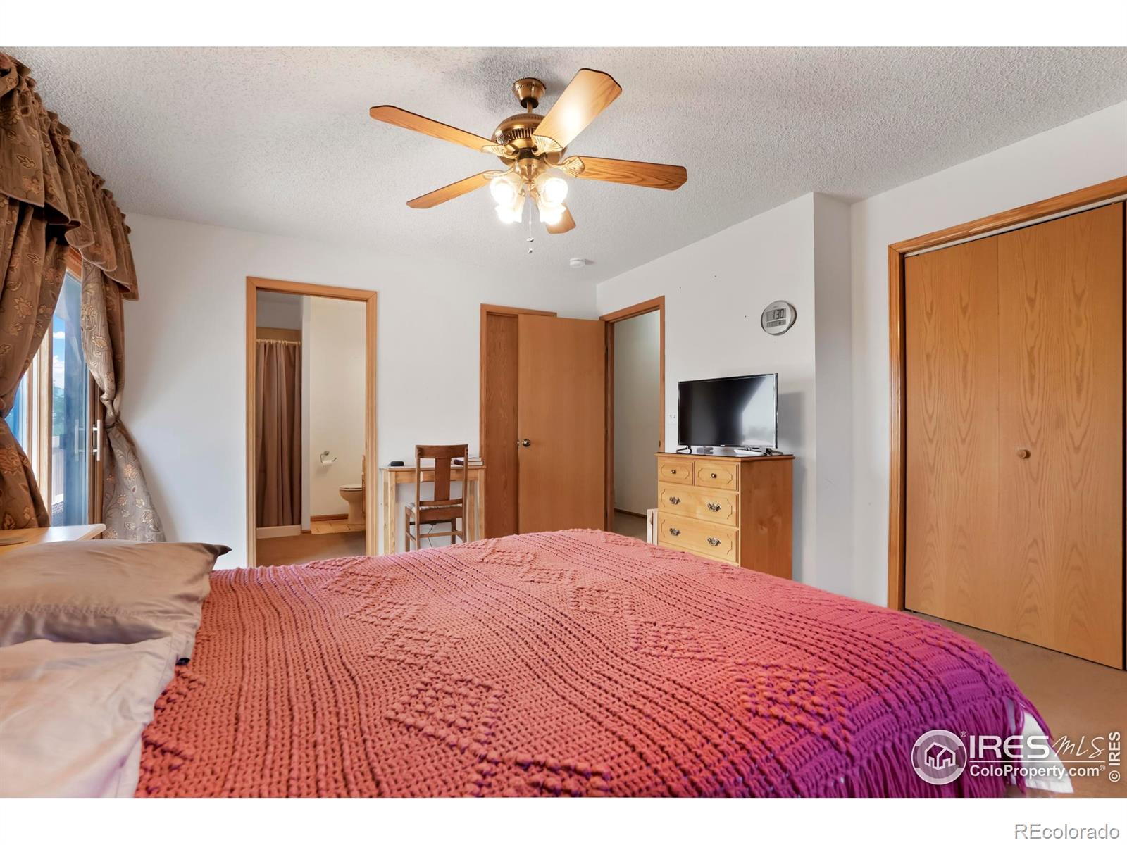 MLS Image #11 for 2550  fairplay way,aurora, Colorado